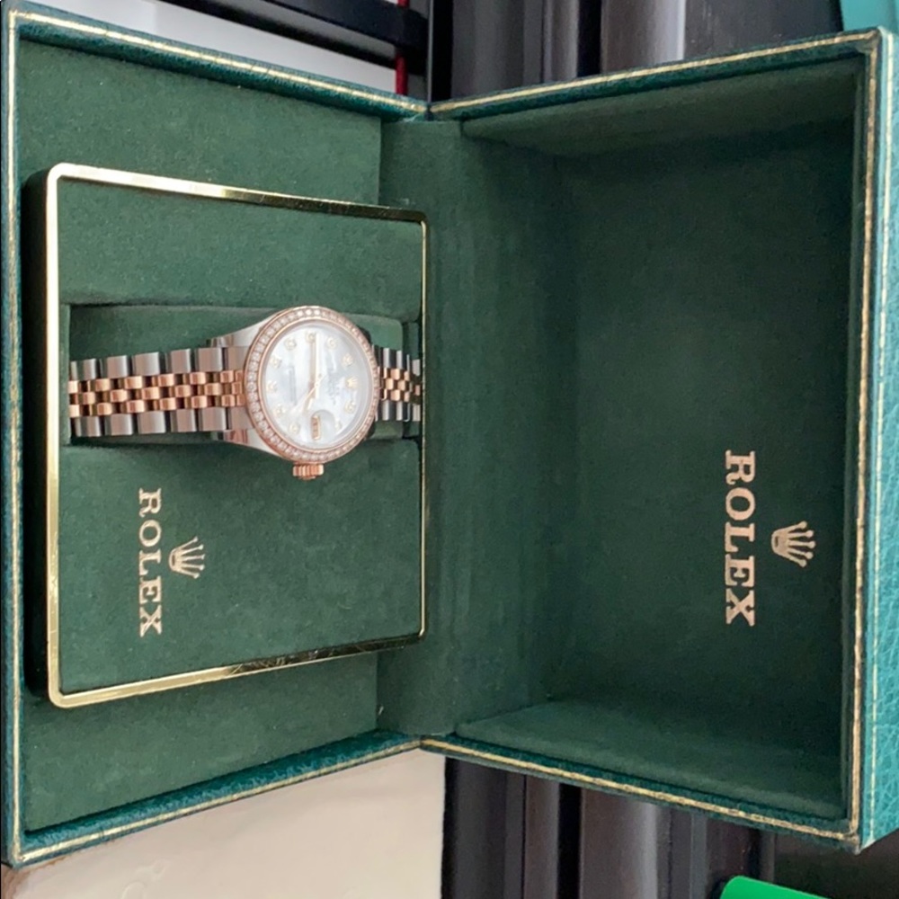 Rolex Datejust 31 Diamond Rose Gold Watch Pearl - Picture 5 of 10